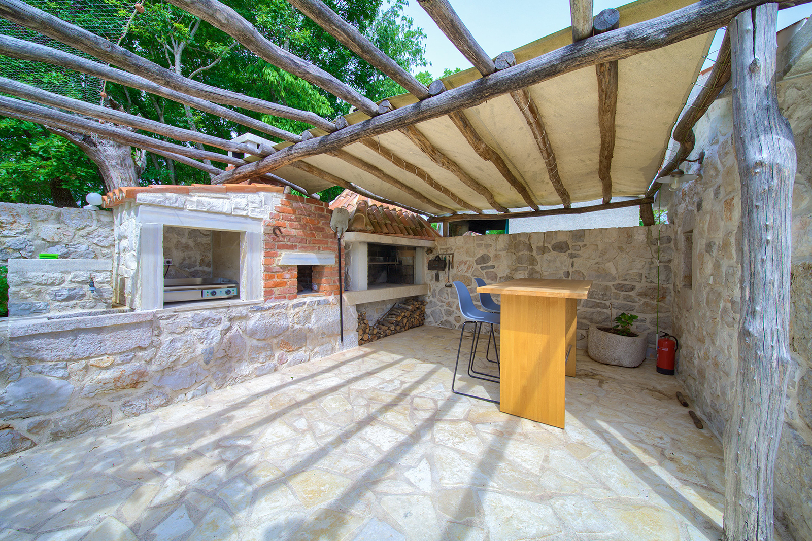 Saisonabschluss auf Krk in Kroatien in exklusiver kroatischen Villa